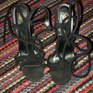 Tie up chunky high heels